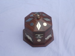 Wooden Octangle Round Box With Brass Inlay Manufacturer Supplier Wholesale Exporter Importer Buyer Trader Retailer in Bijnor Uttar Pradesh India